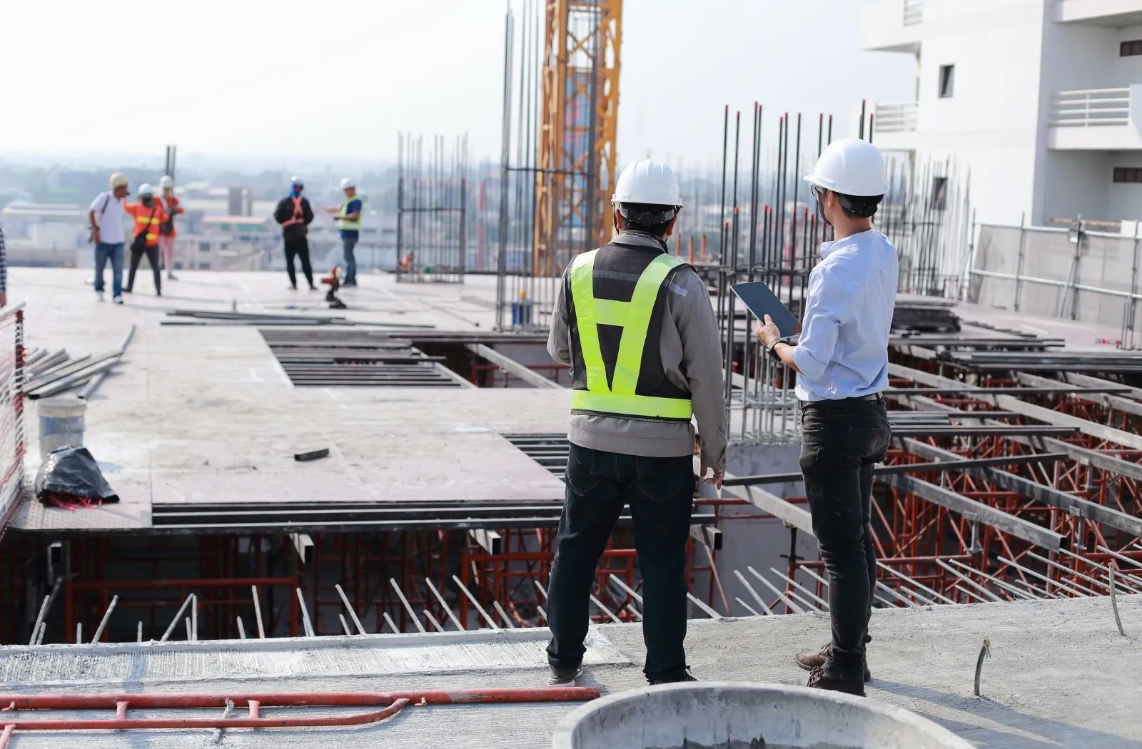 Site supervision on an active Alfanar Air Blue construction project
